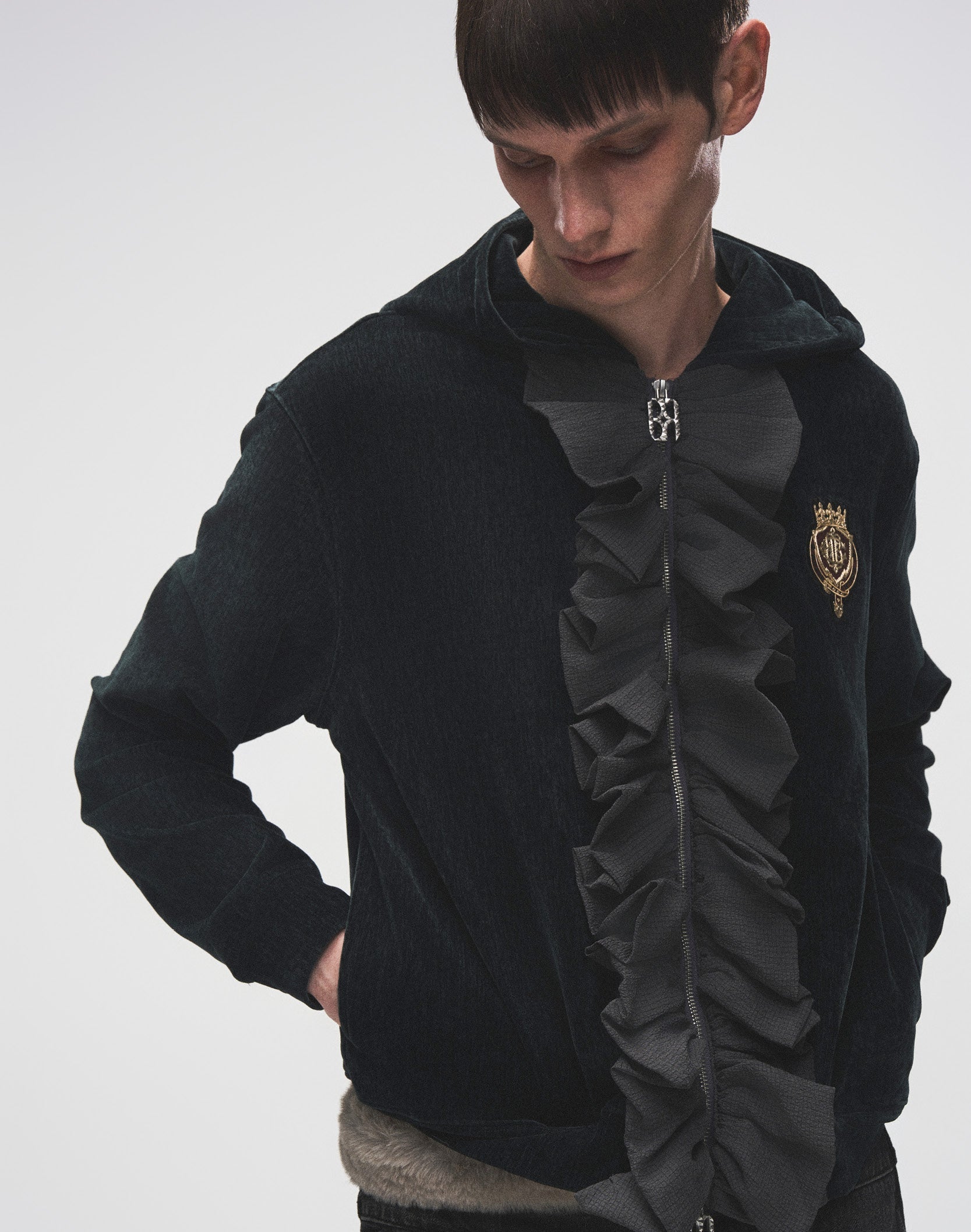 Ruffled Velvet Zipper Hoodie-BLK