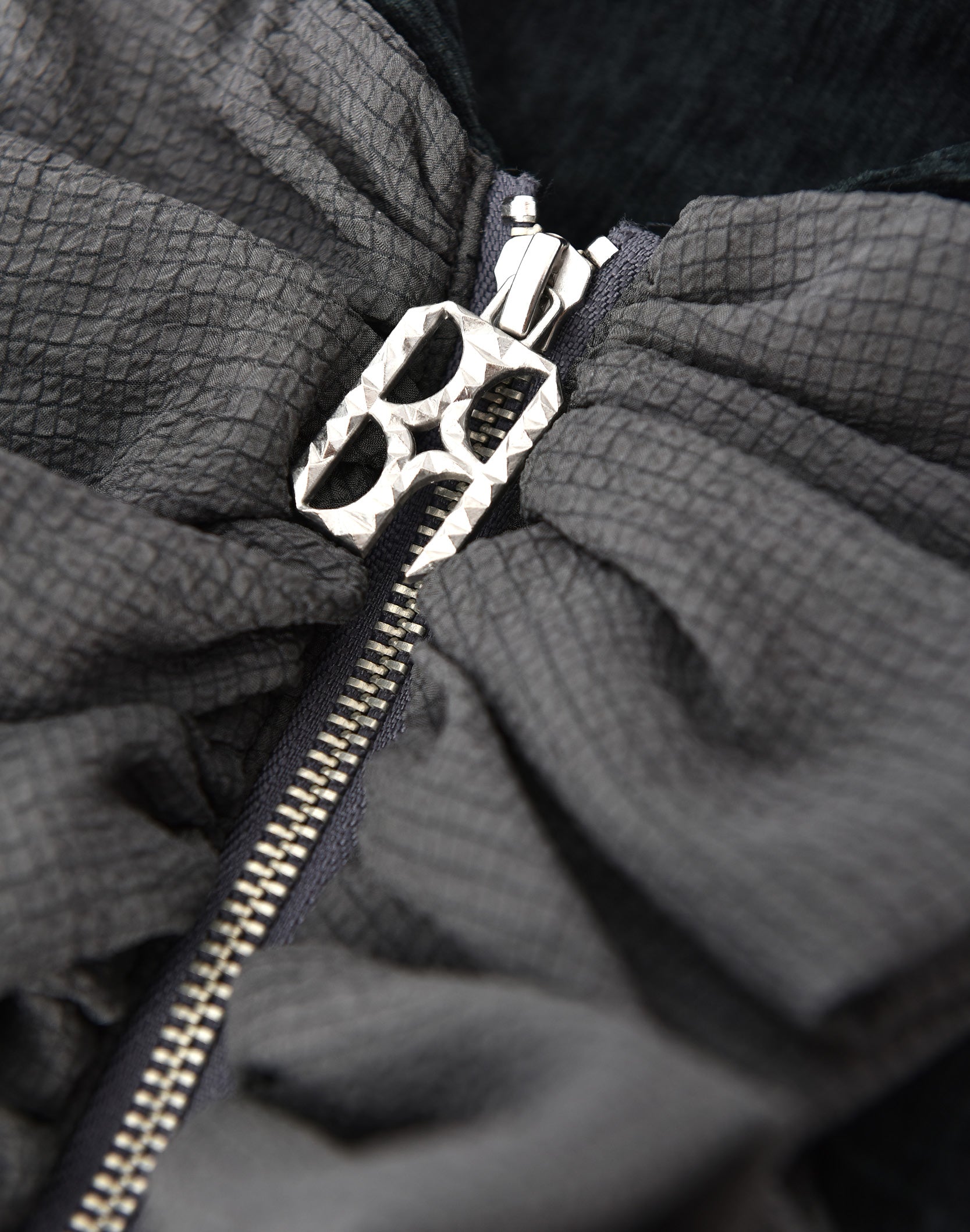 Ruffled Velvet Zipper Hoodie-BLK