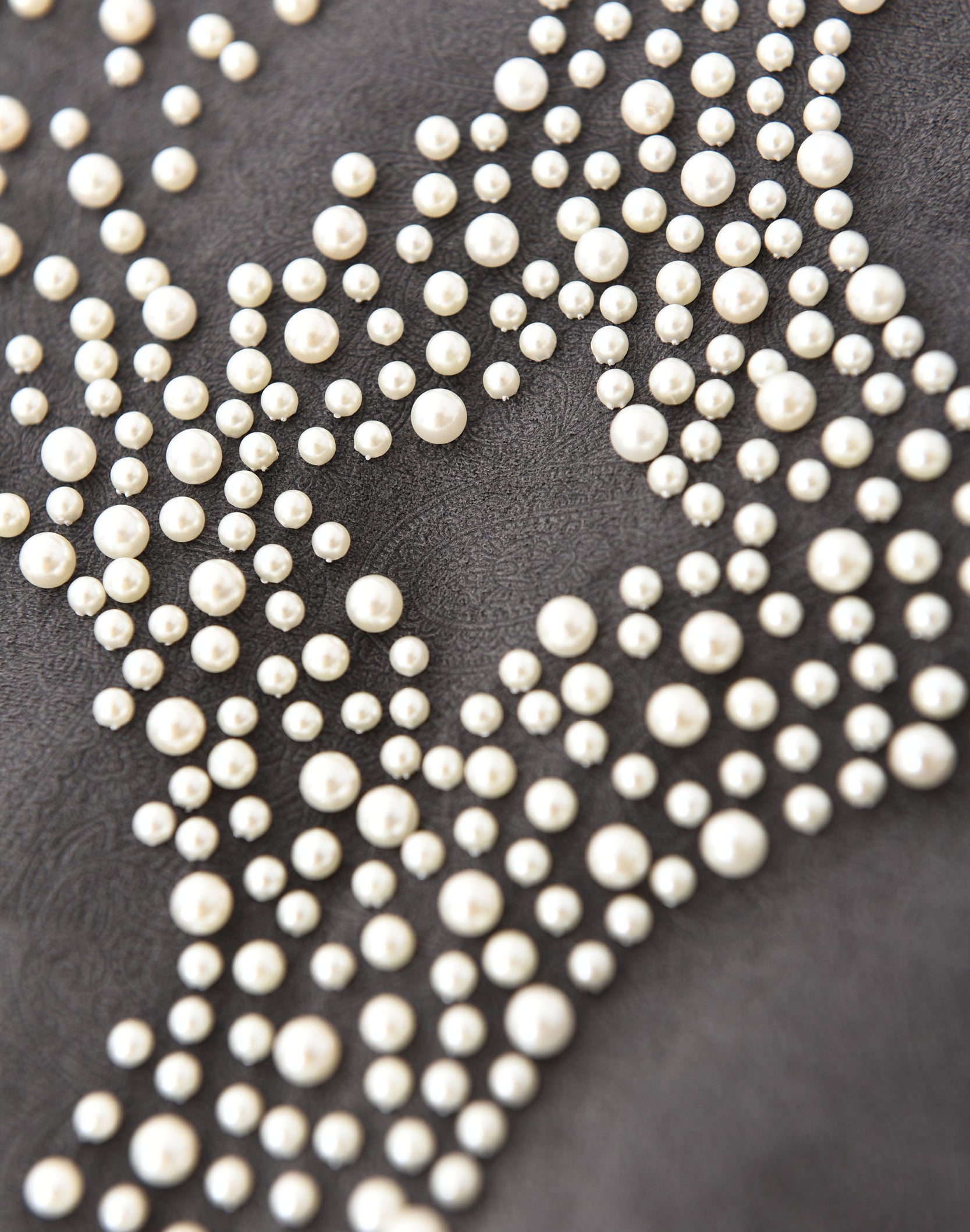 Cashew Blossom Pearl Zipper Hoodie