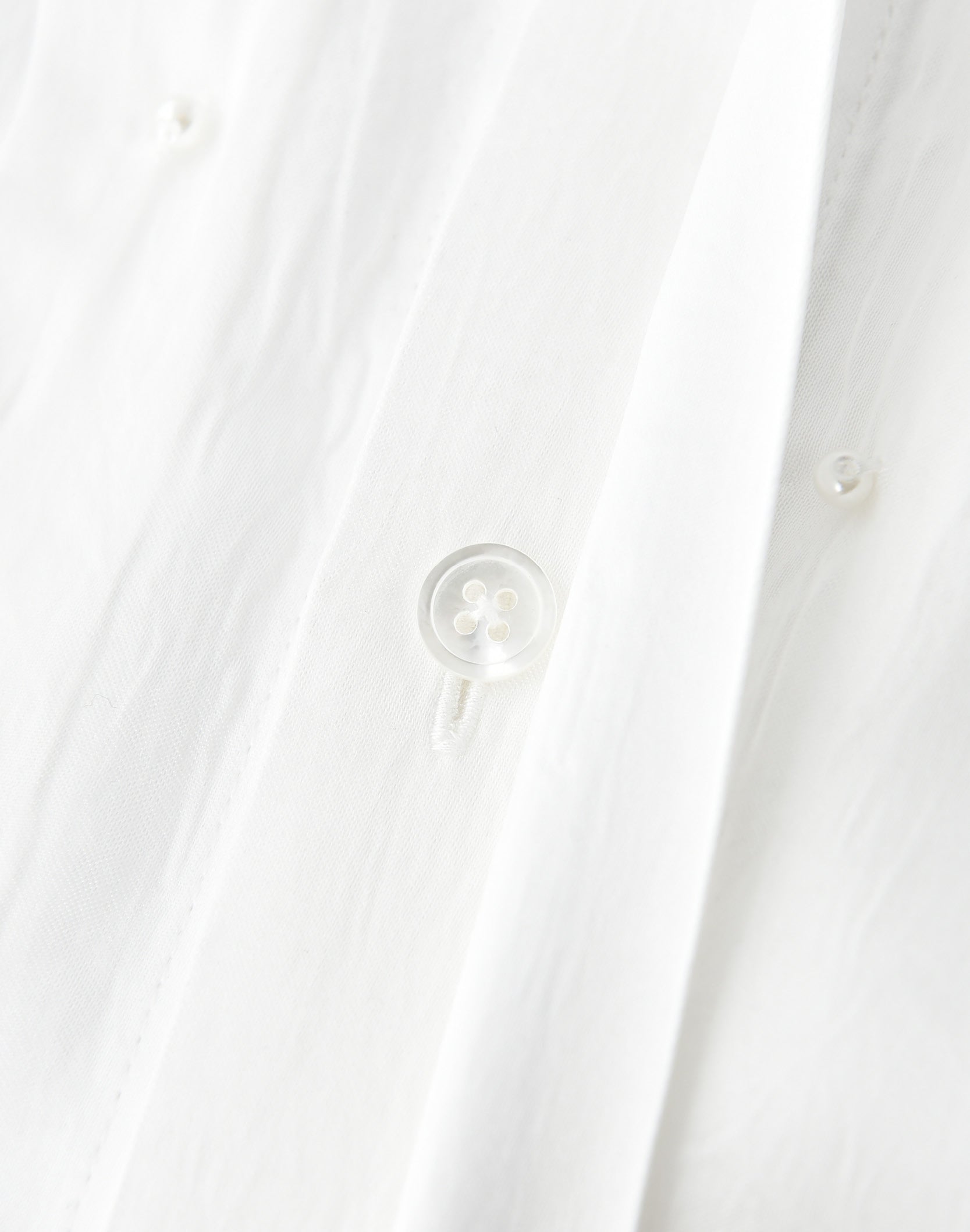 PEARL PLEATED SHIRT