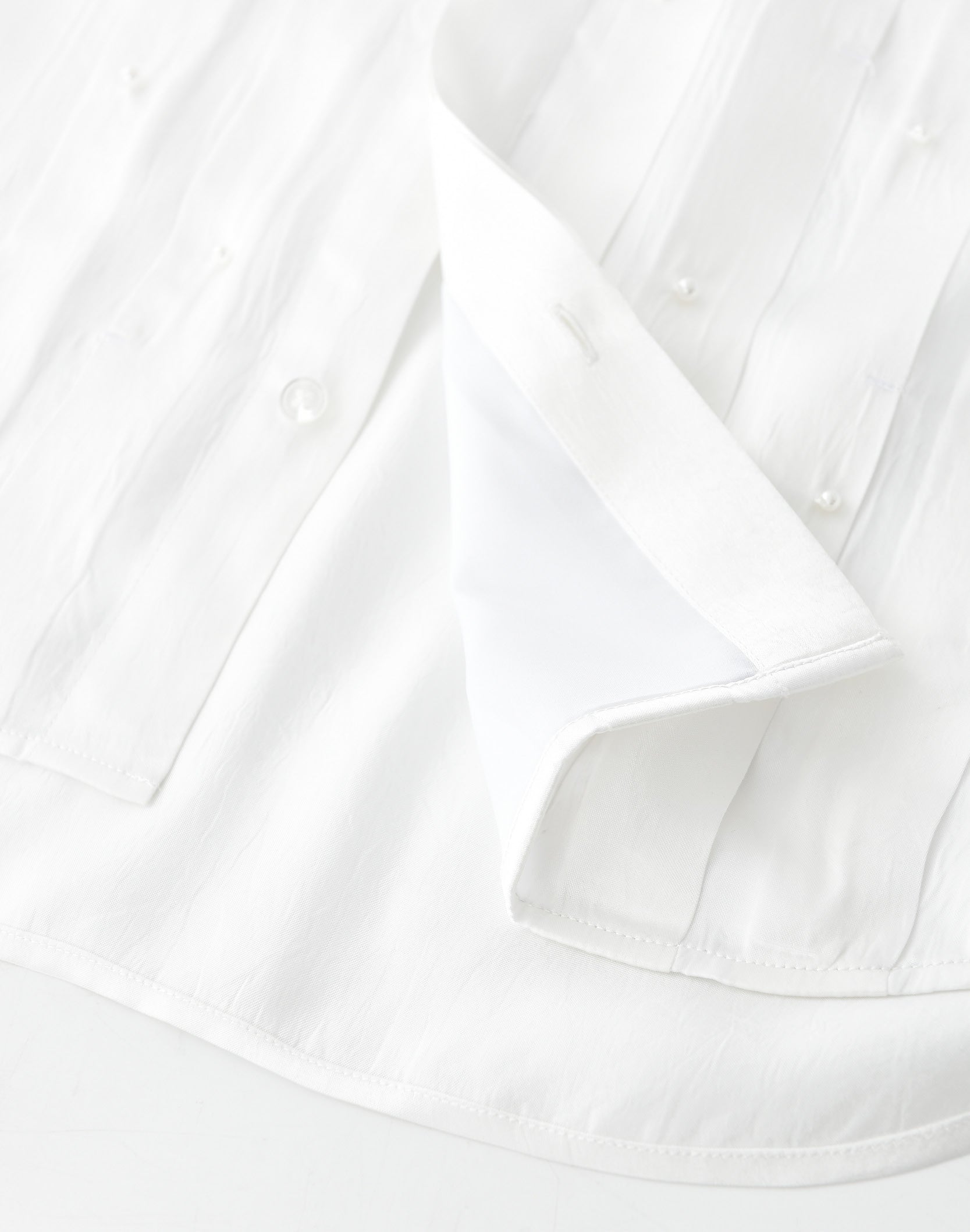 PEARL PLEATED SHIRT