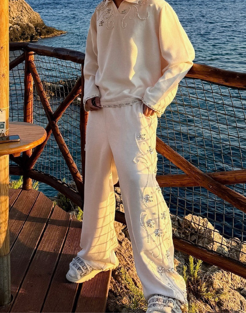 DIAMOND EMBELLISHED FLORAL KNIT PANT IN WHT