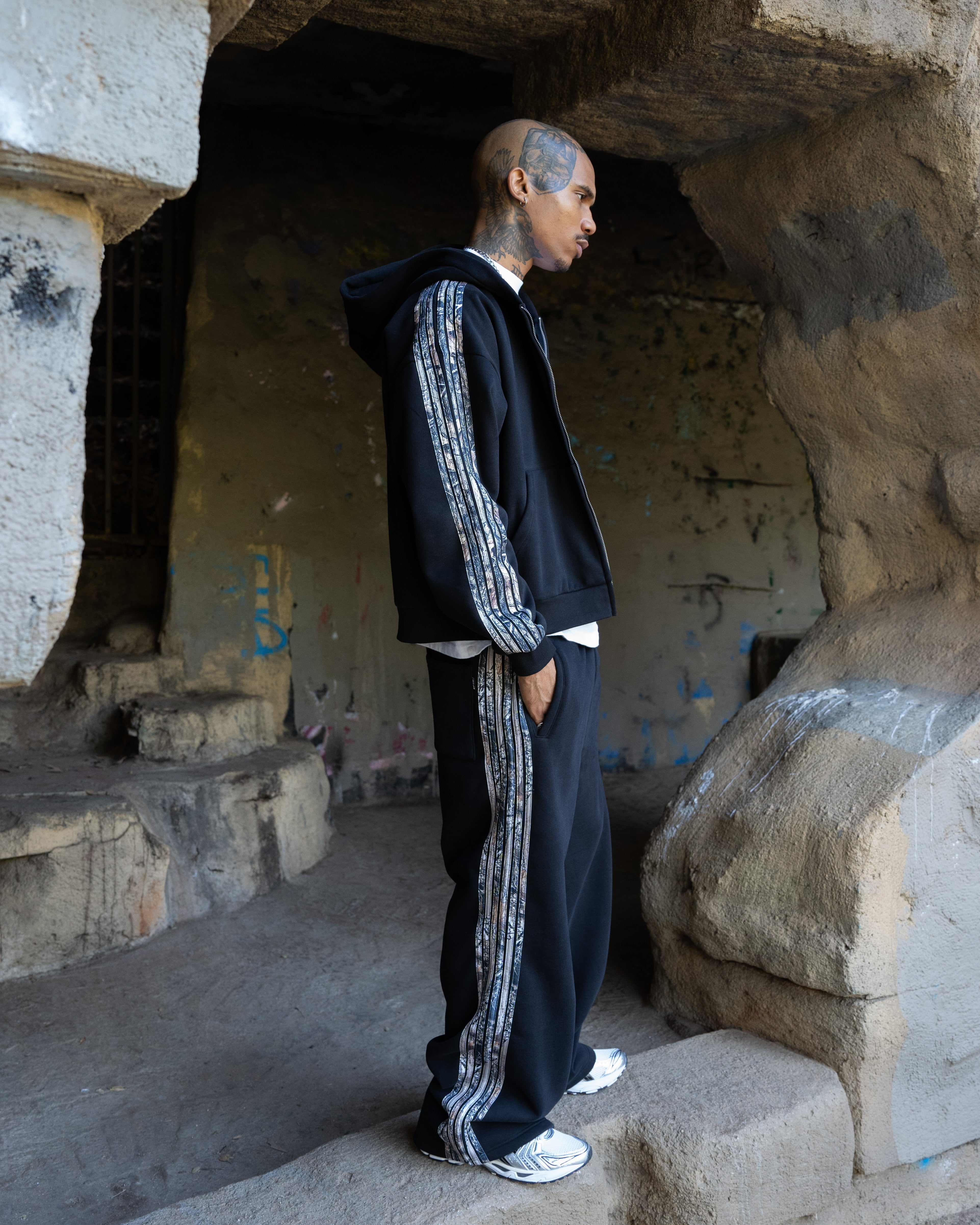 Real Camo Striped Zip Up Hoodie - Black