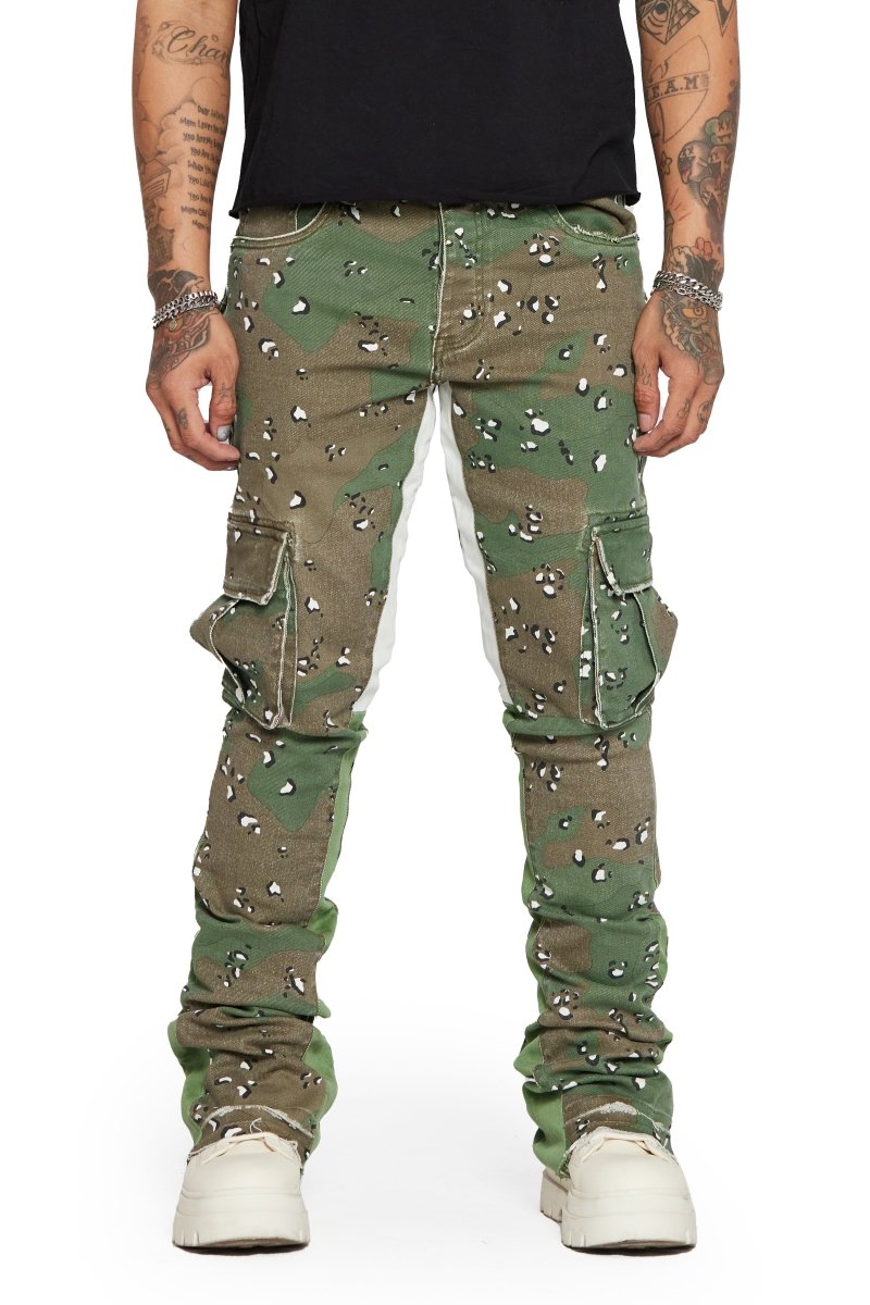 "COMMANDER" STACKED FLARE JEAN CAMO