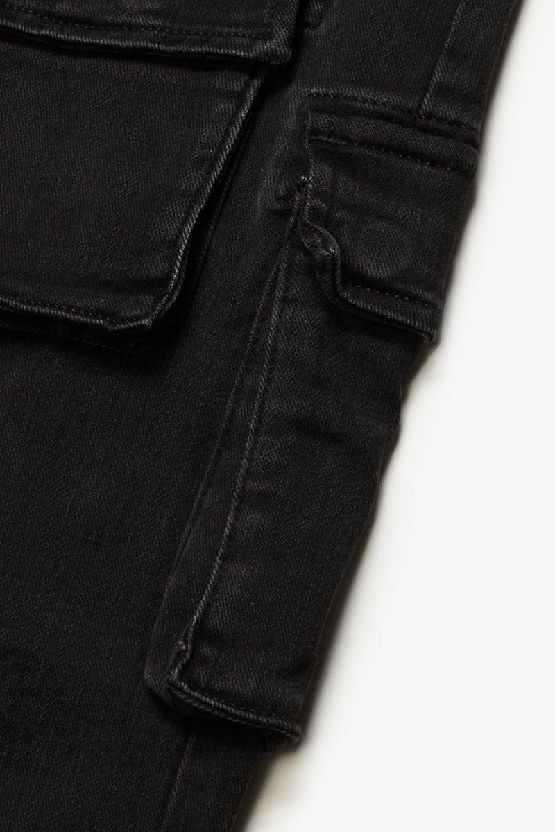 Delt Black Wash Straight