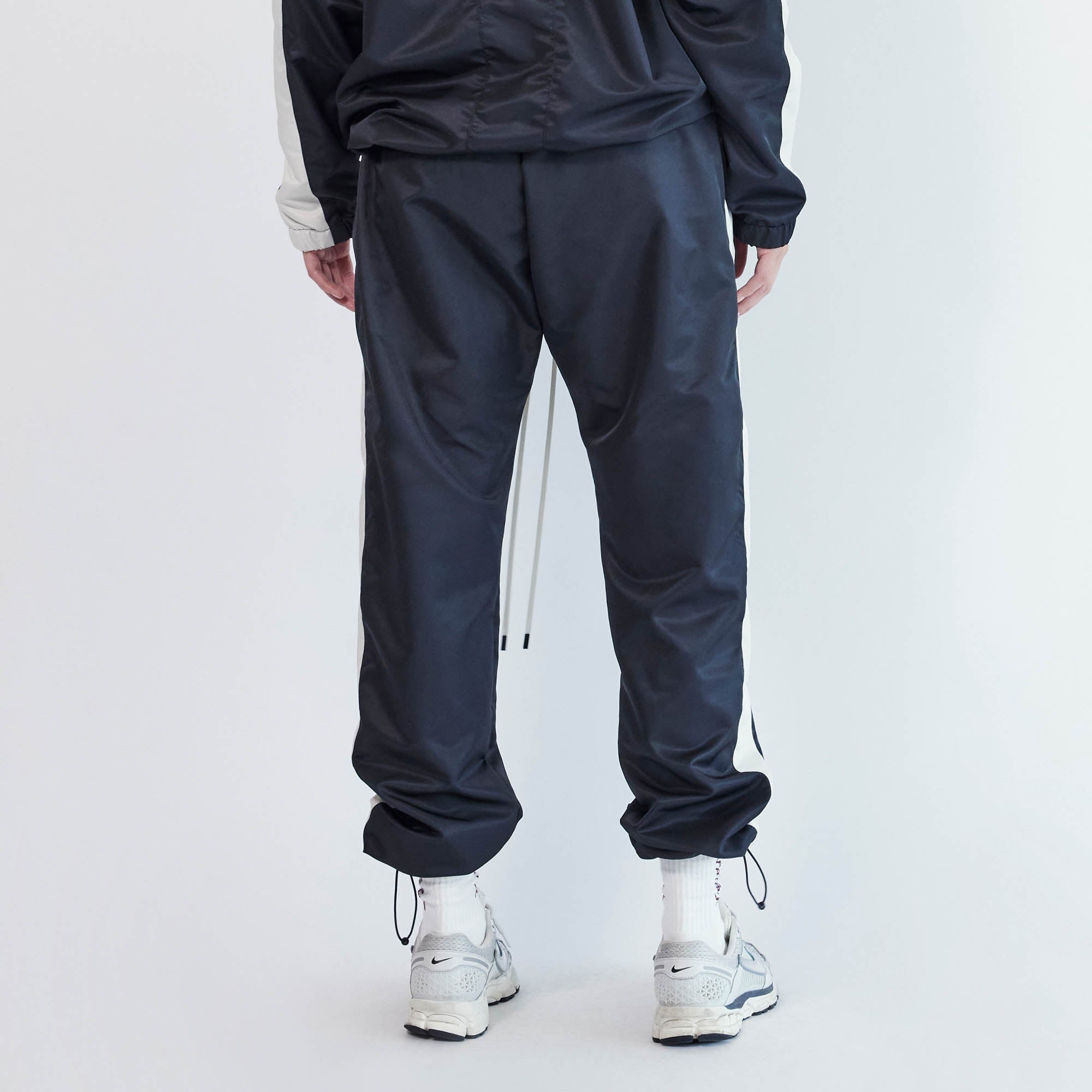 classic parachute track pant / black + ivory