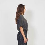 icon tee / vintage black