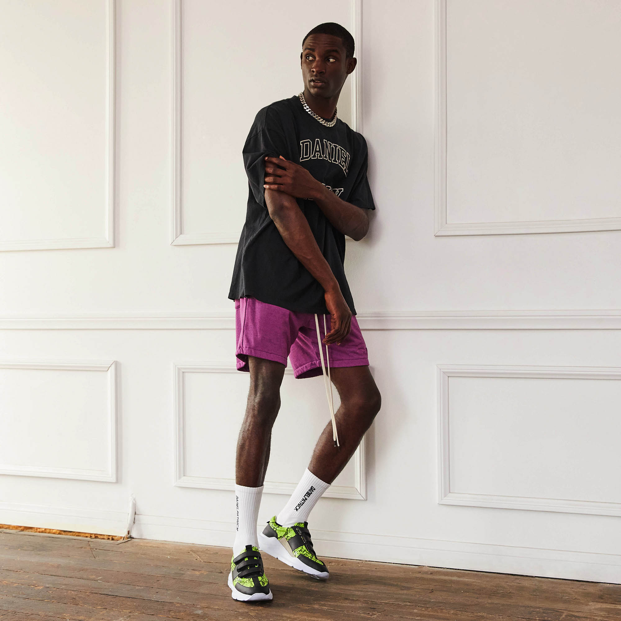 loop terry standard sweatshort / royal fuchsia