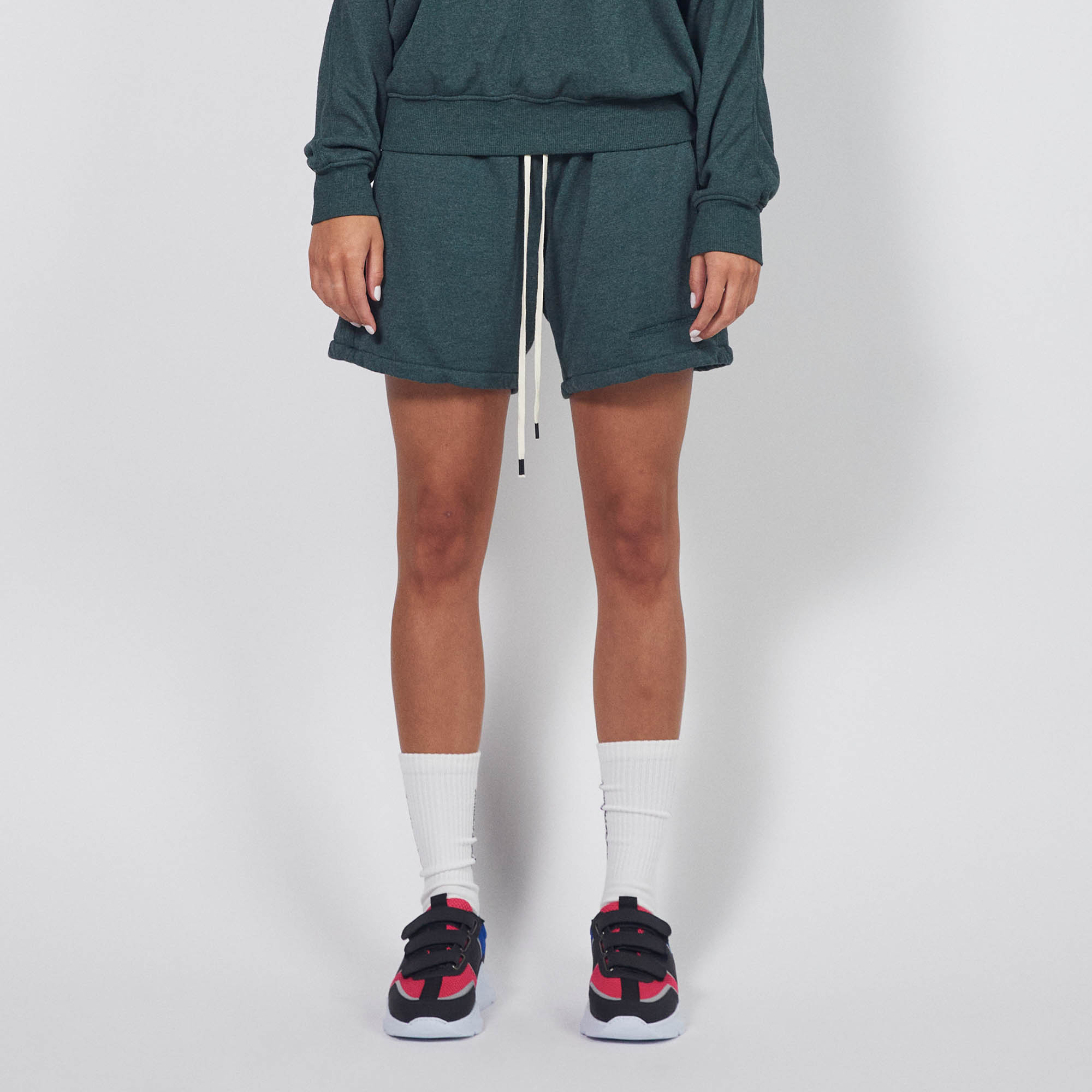 loop terry standard sweatshort / hunter green