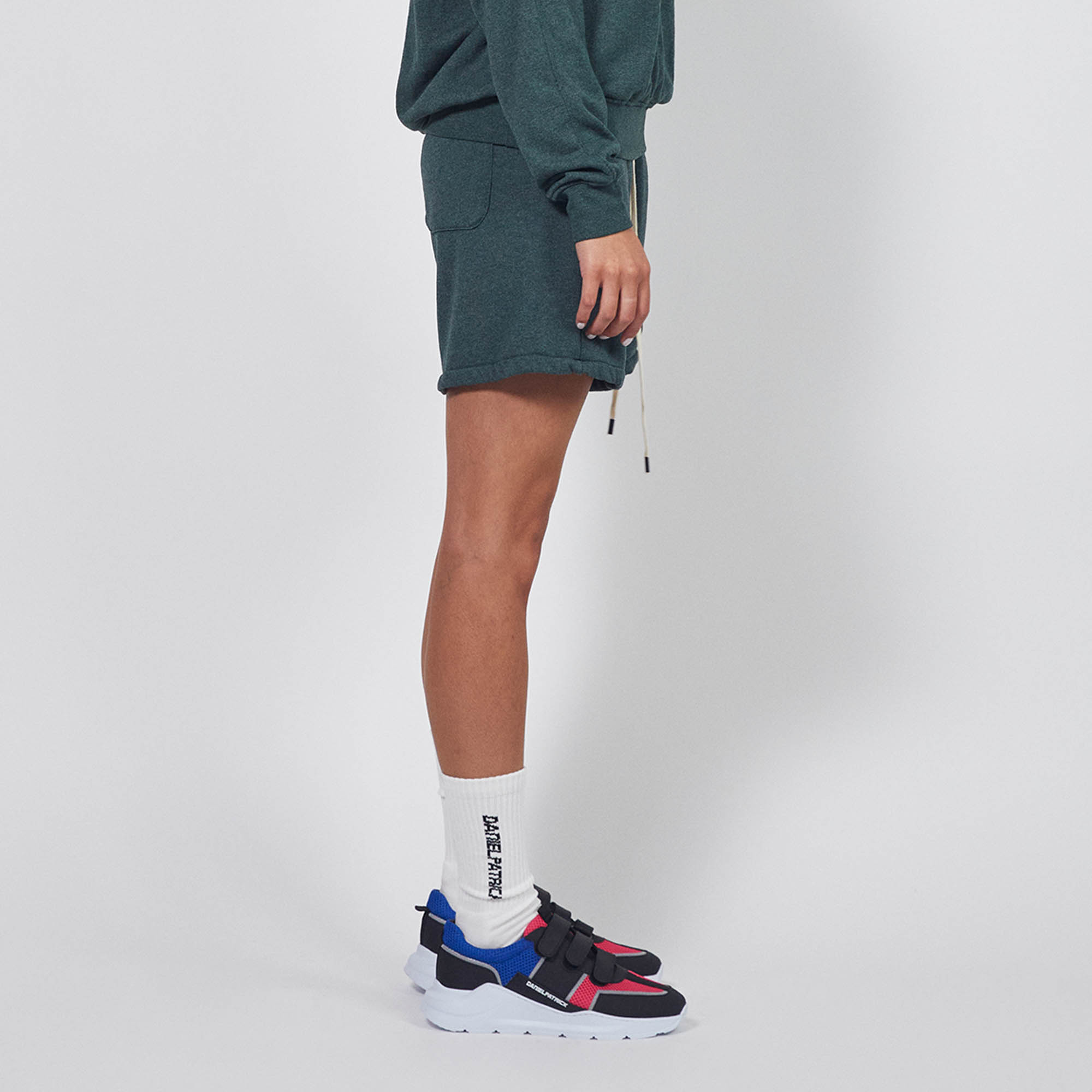 loop terry standard sweatshort / hunter green