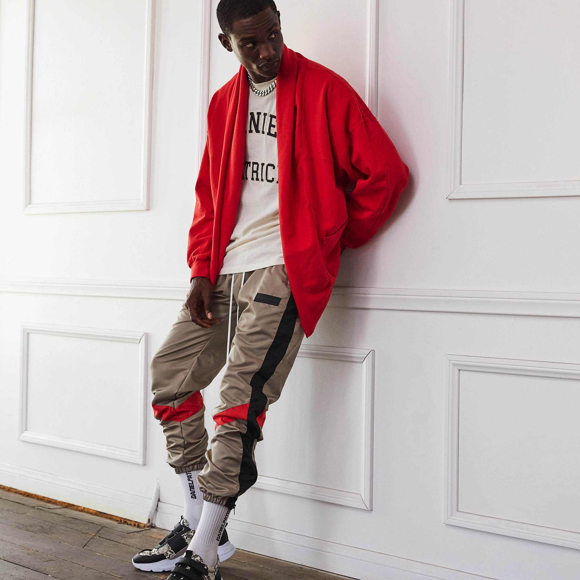 parachute track pant 2.5 / wheat + black + red