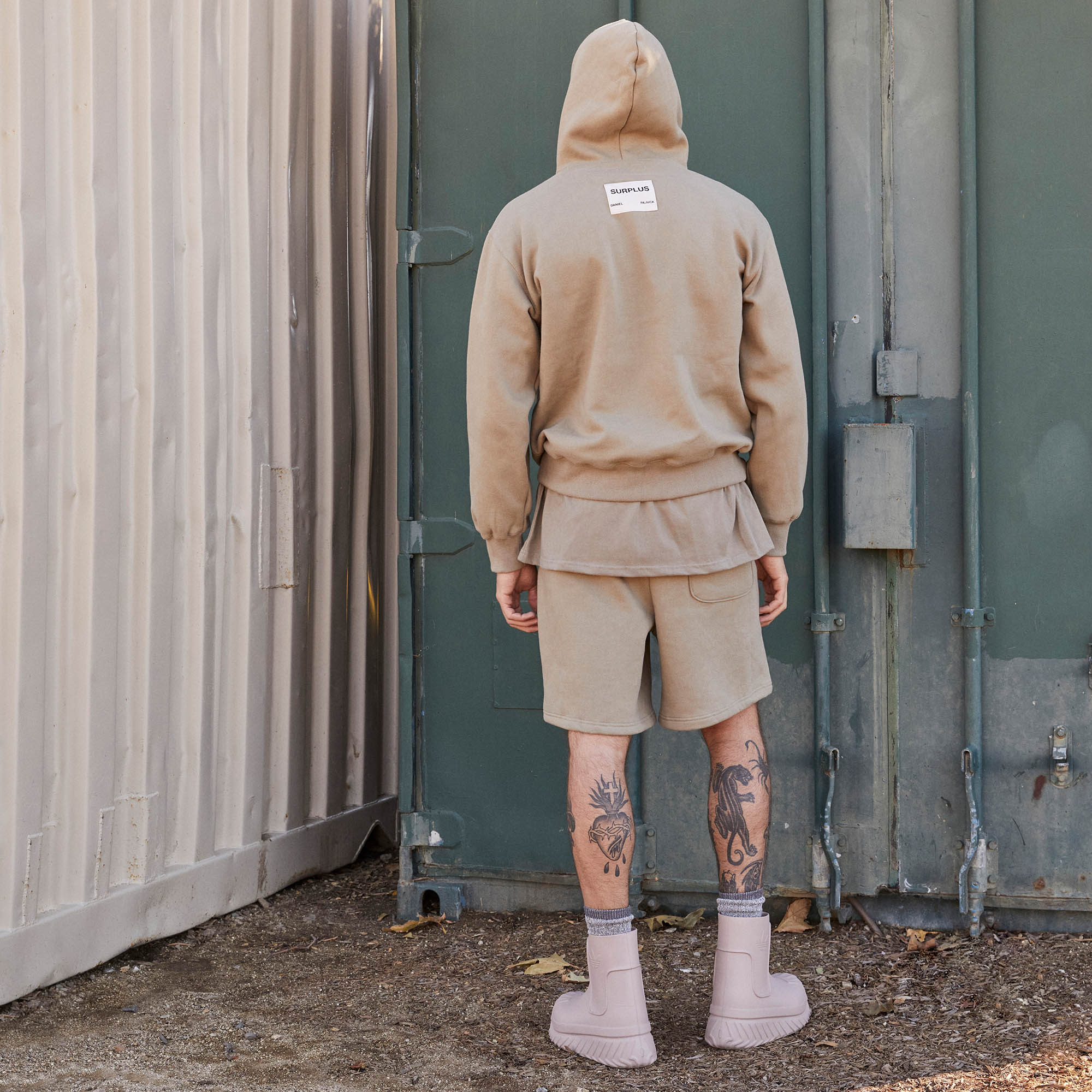 surplus logo hoodie / washed olive + black