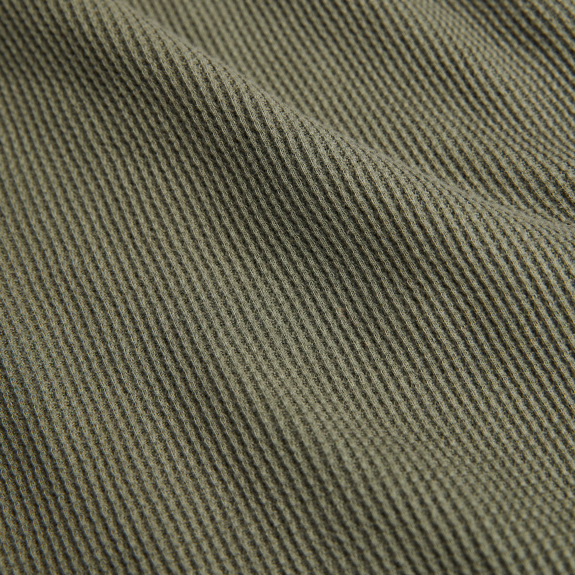 thermal standard tee / washed olive
