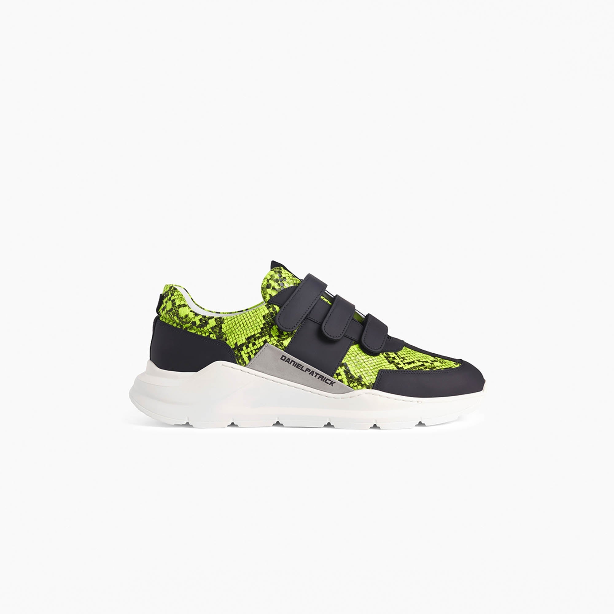 velcro panel runner / black + neon python
