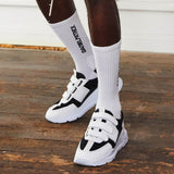 velcro panel runner / white + black + black