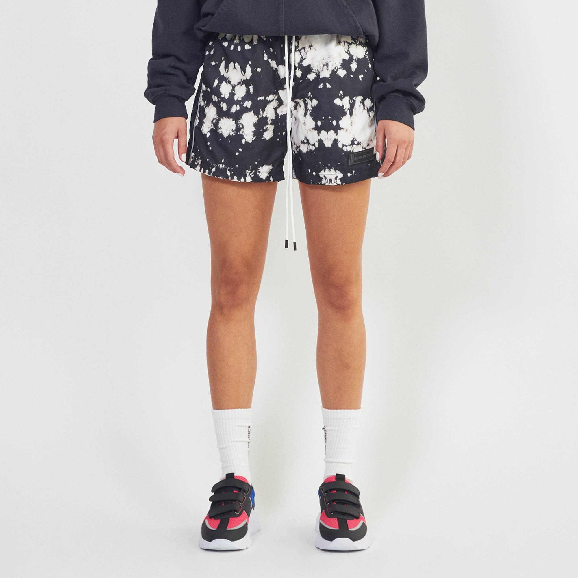 venice trunk / white acid + 3M