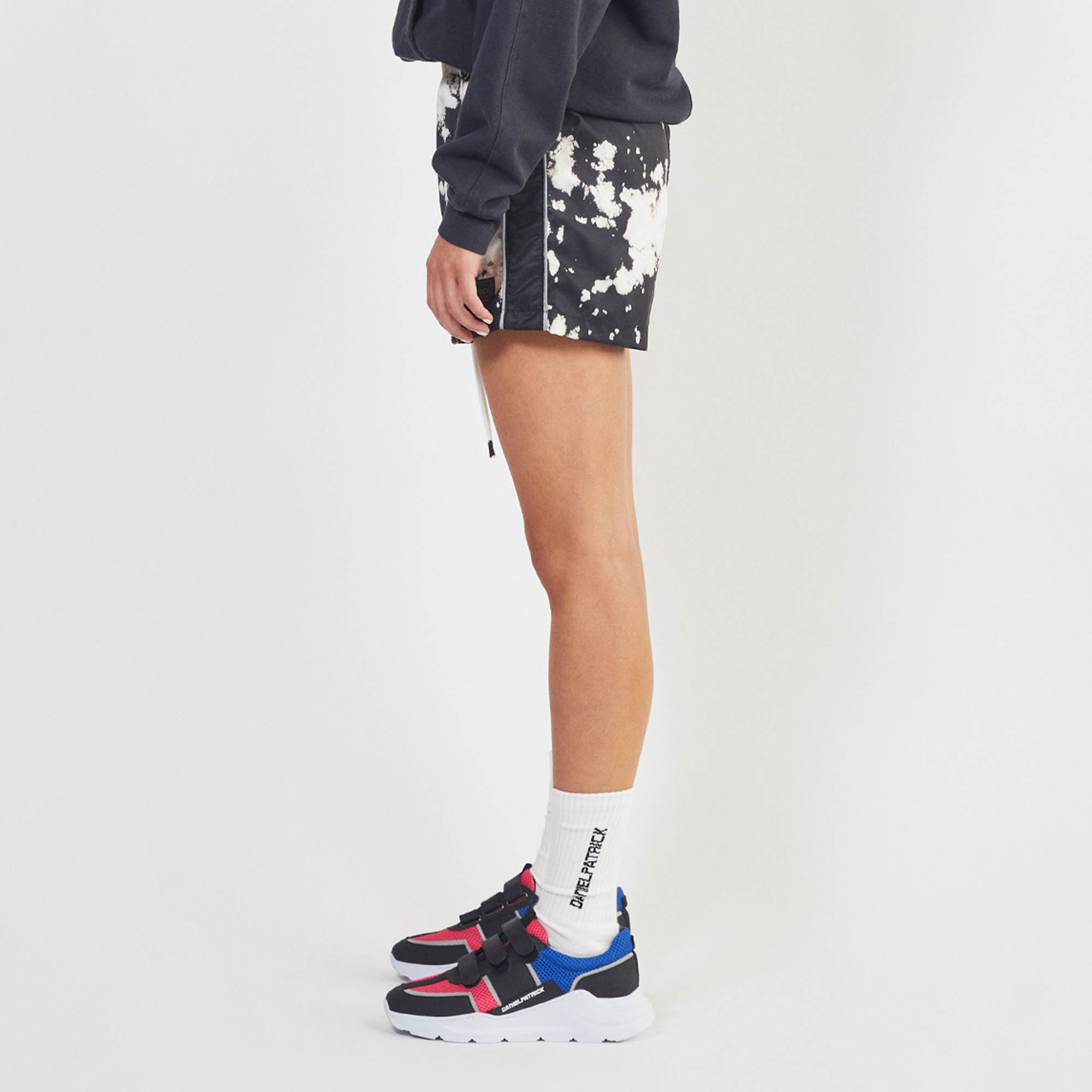 venice trunk / white acid + 3M