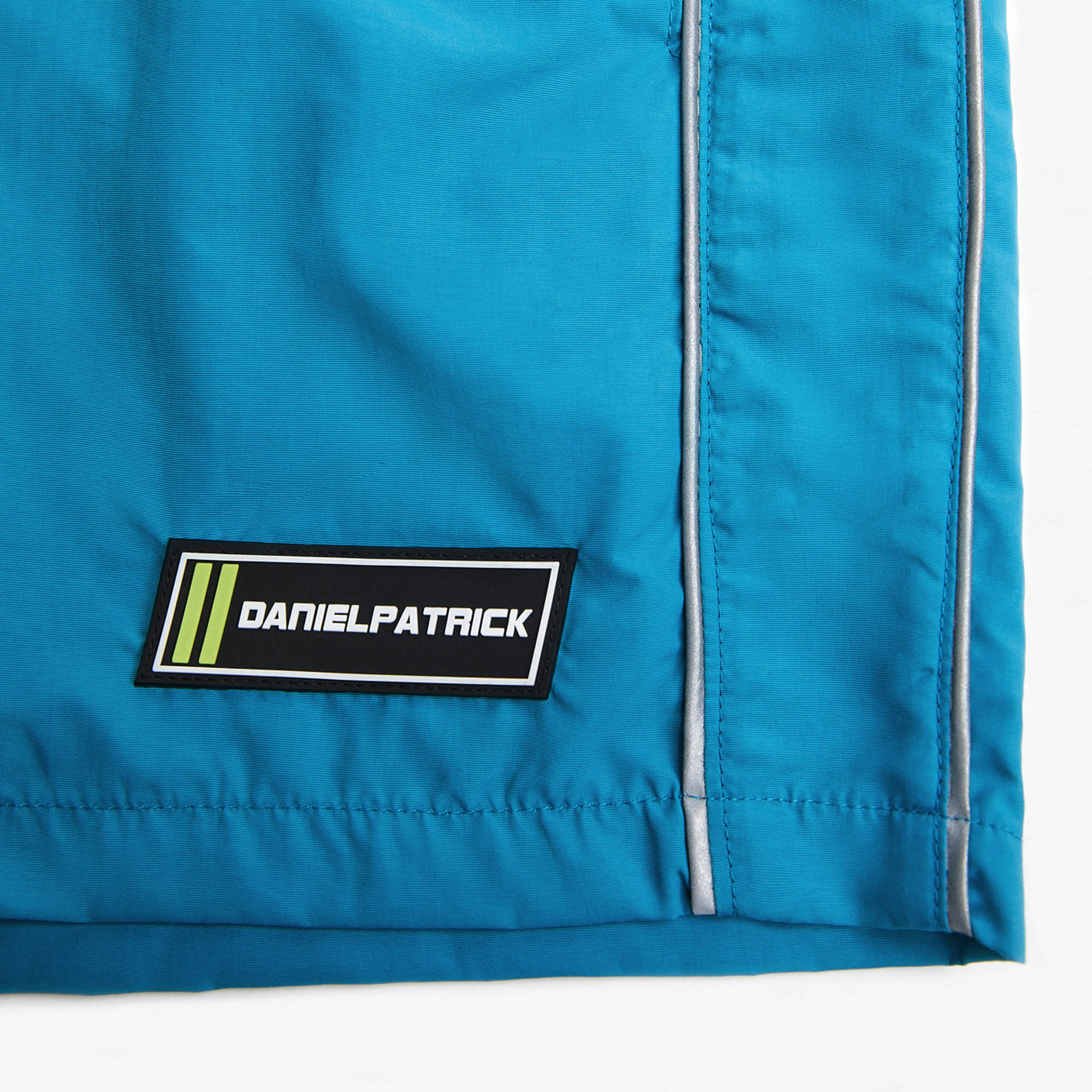 venice trunk / aqua + 3M