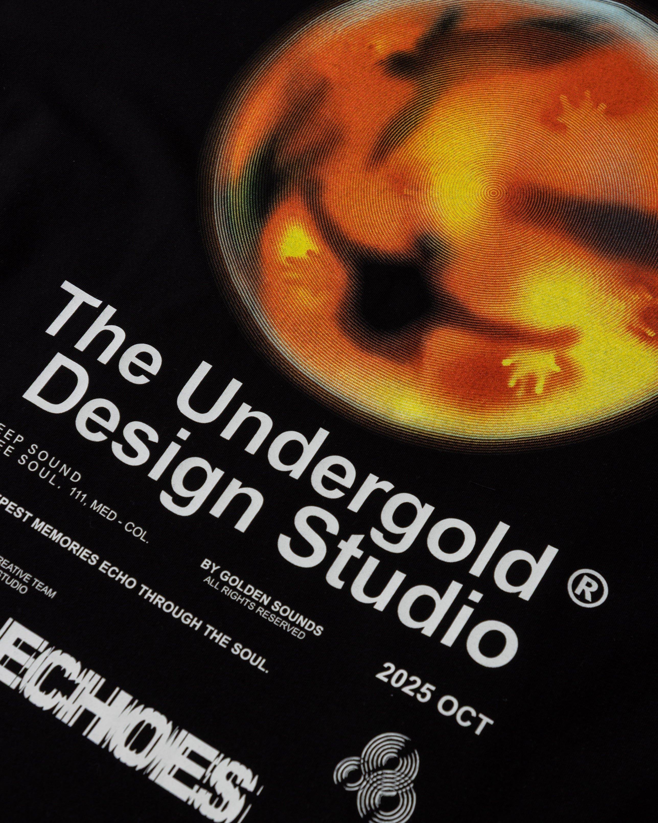 Echoes Amplitude Tshirt Black