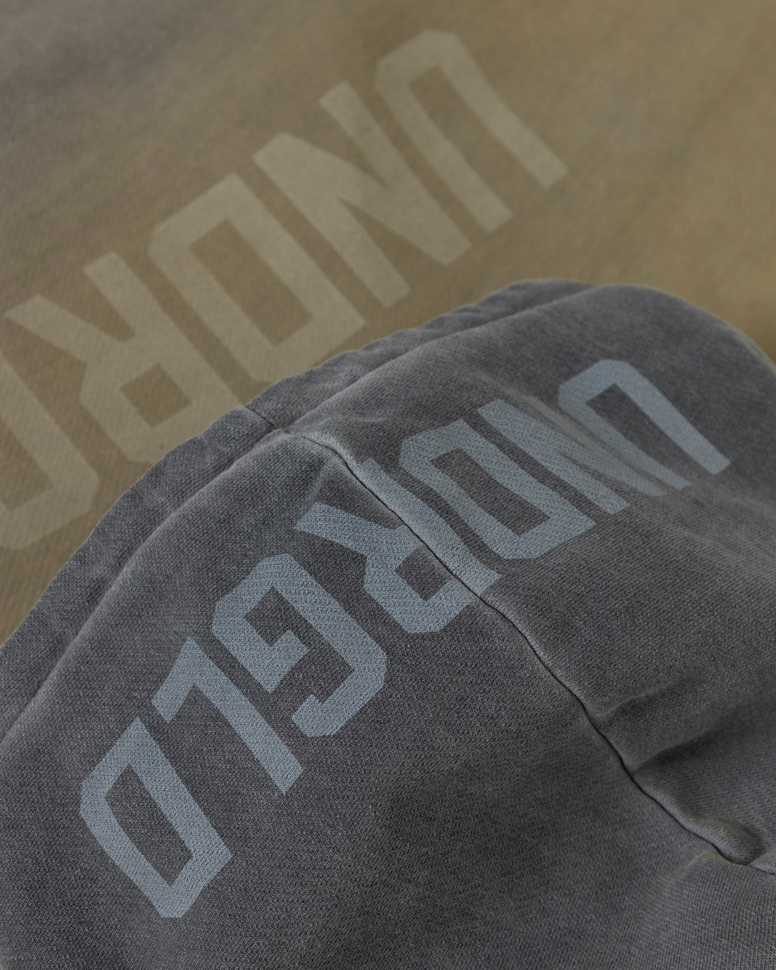 Echoes UNDRGLD Hoodie Faded Olive