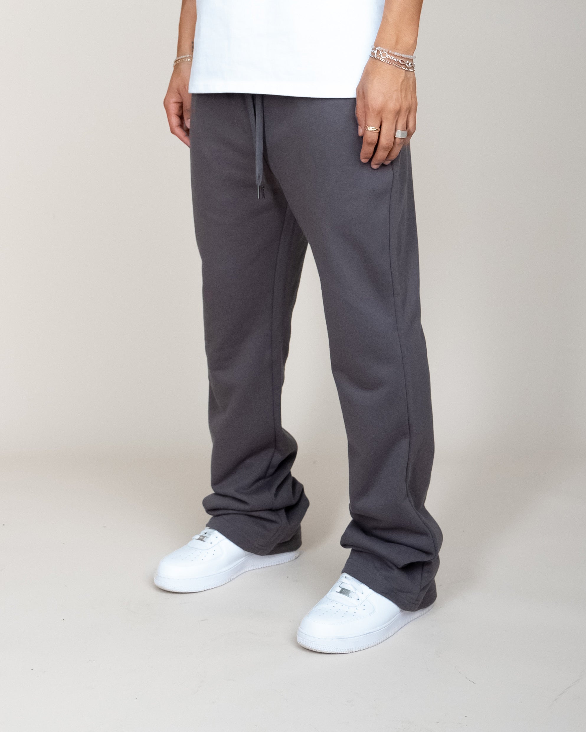 PERFECT FLARE SWEATPANTS-CHARCOAL