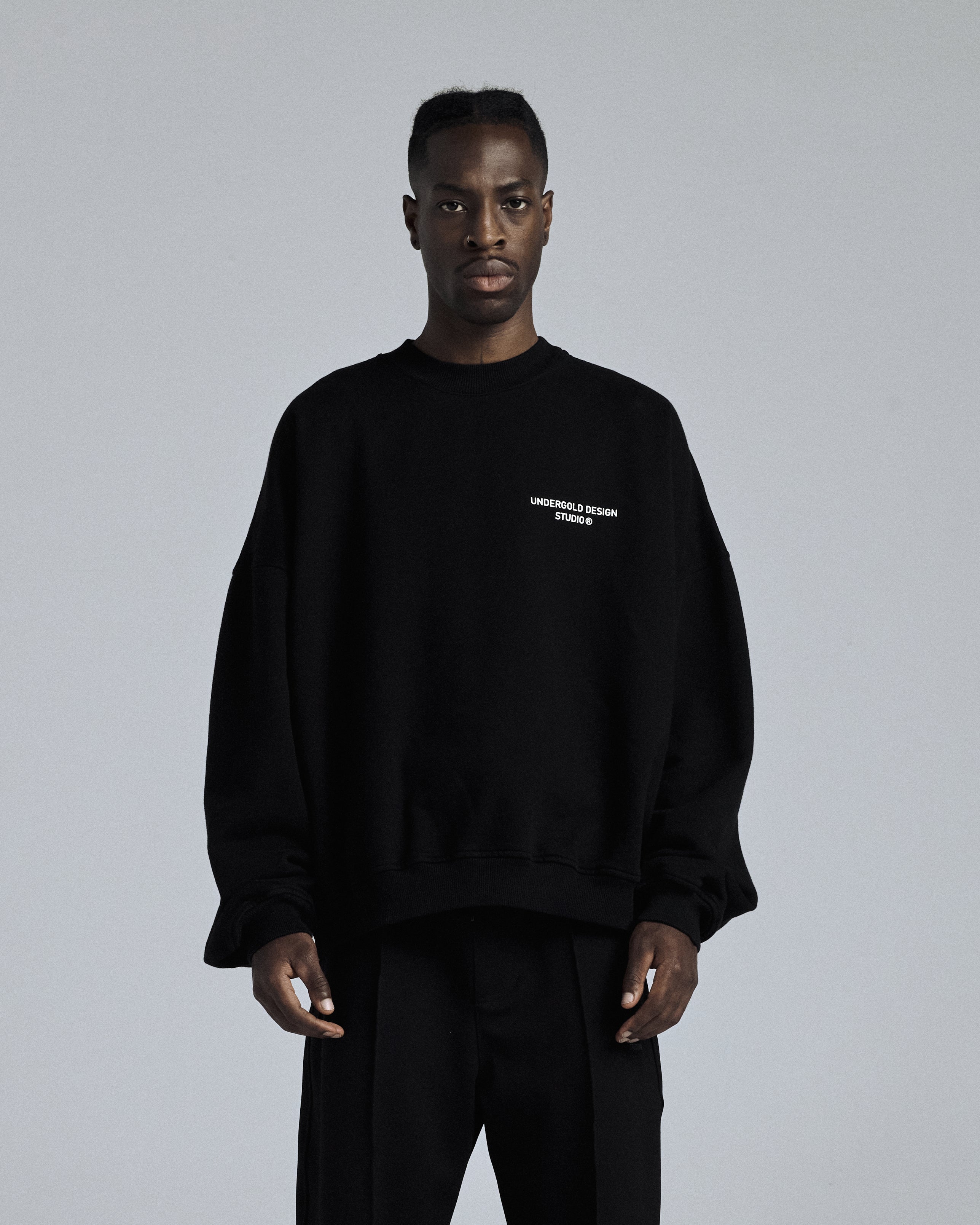 Genesis PT02 Basic Crewneck Black