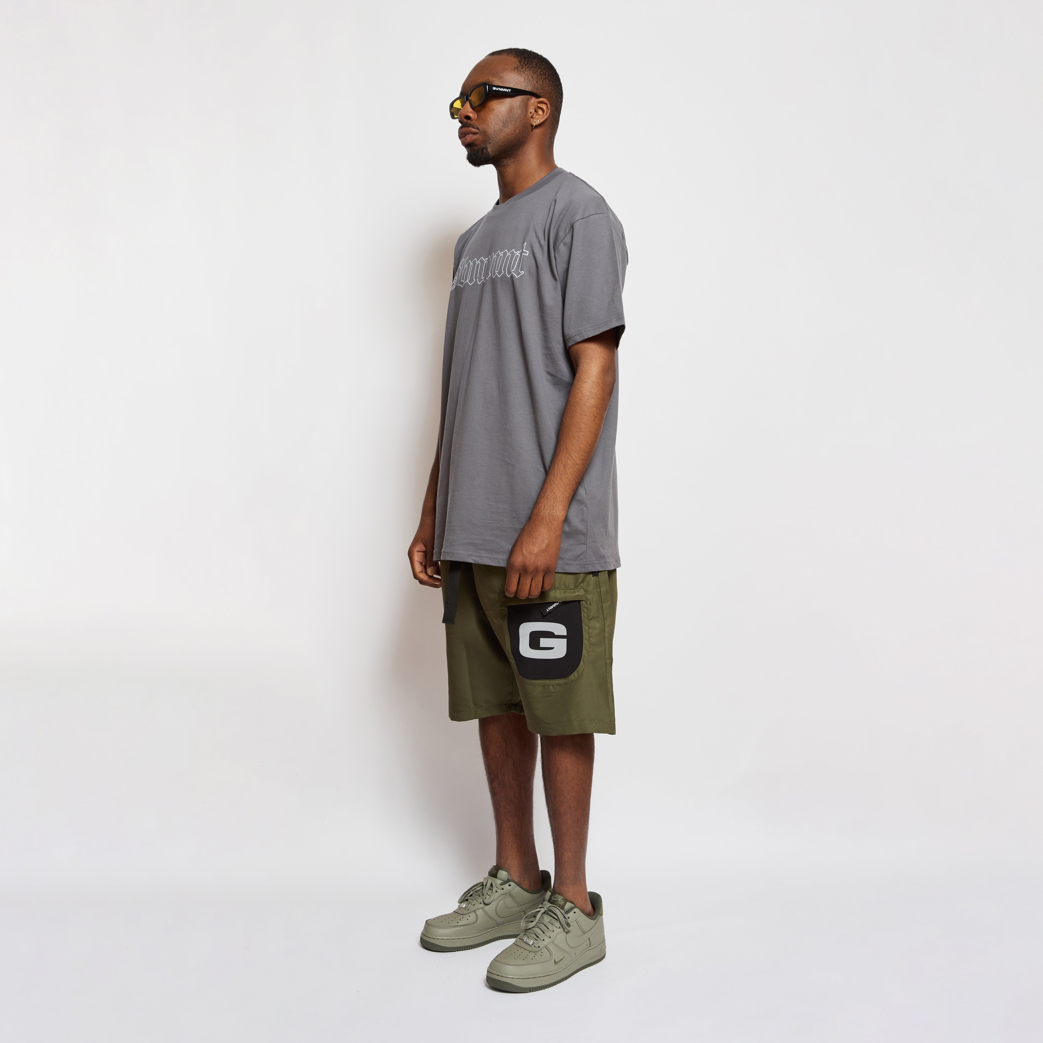 Old English Hollowed Tee - Smoke