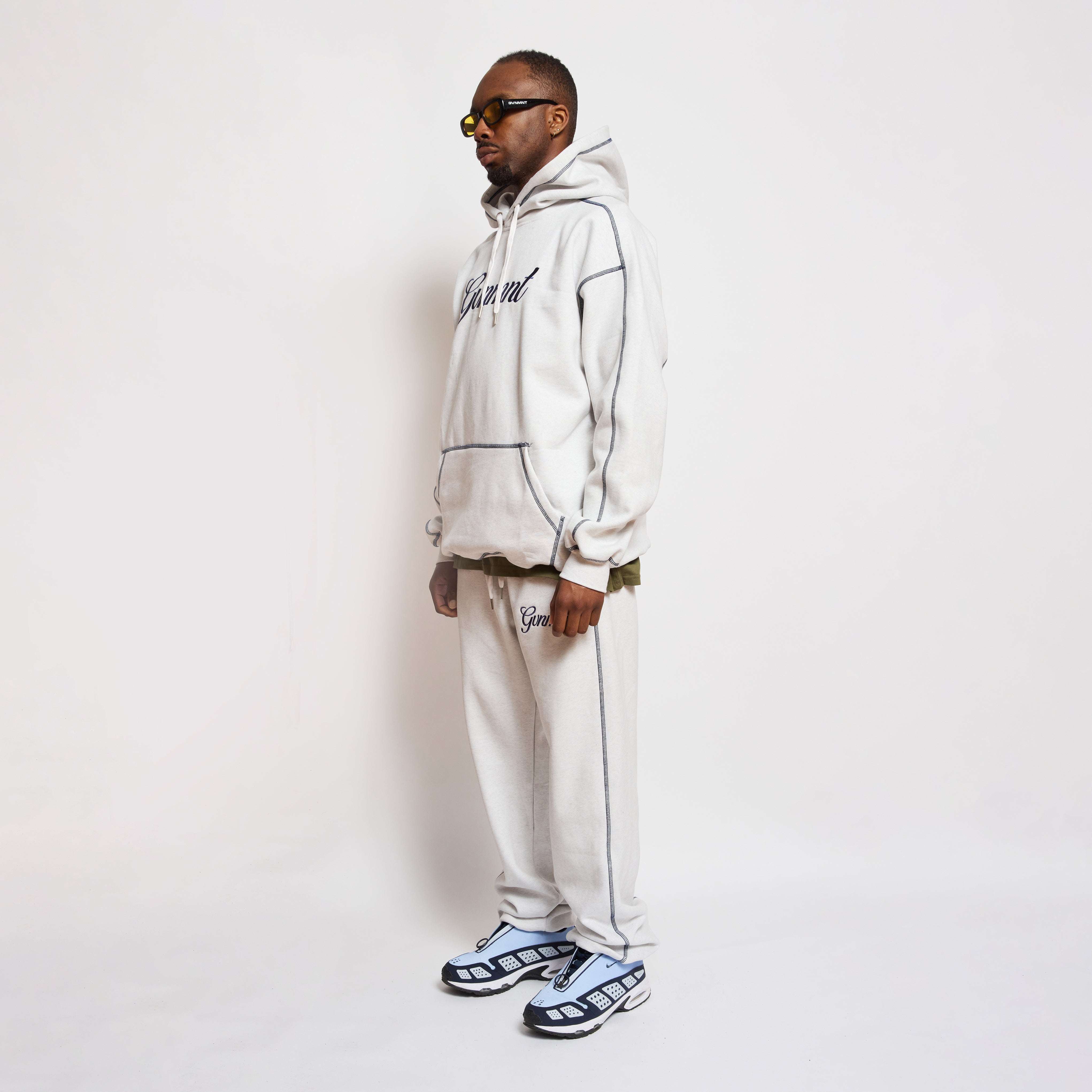 Scripted Embroidered Jog Pant - Light Heather / Navy