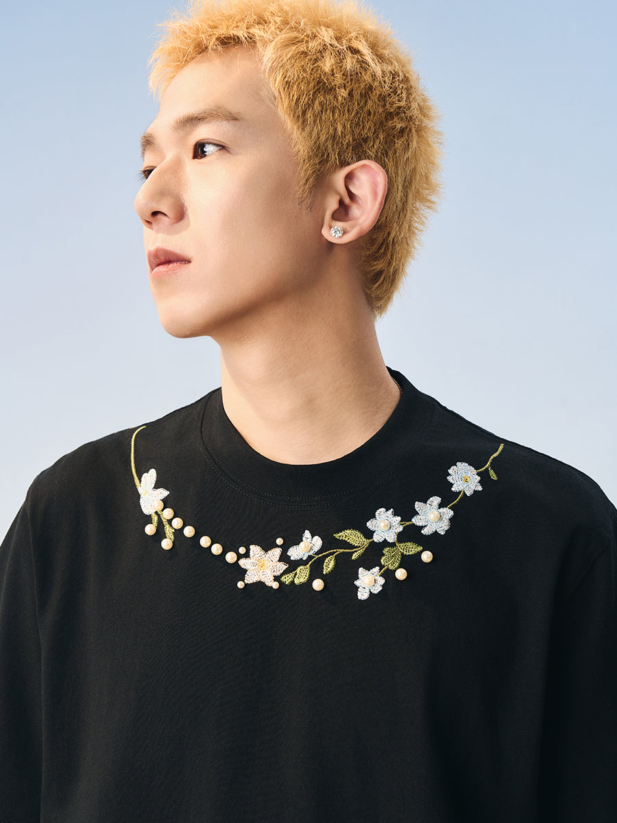 Floral Collar Pearl Embroidered Tee