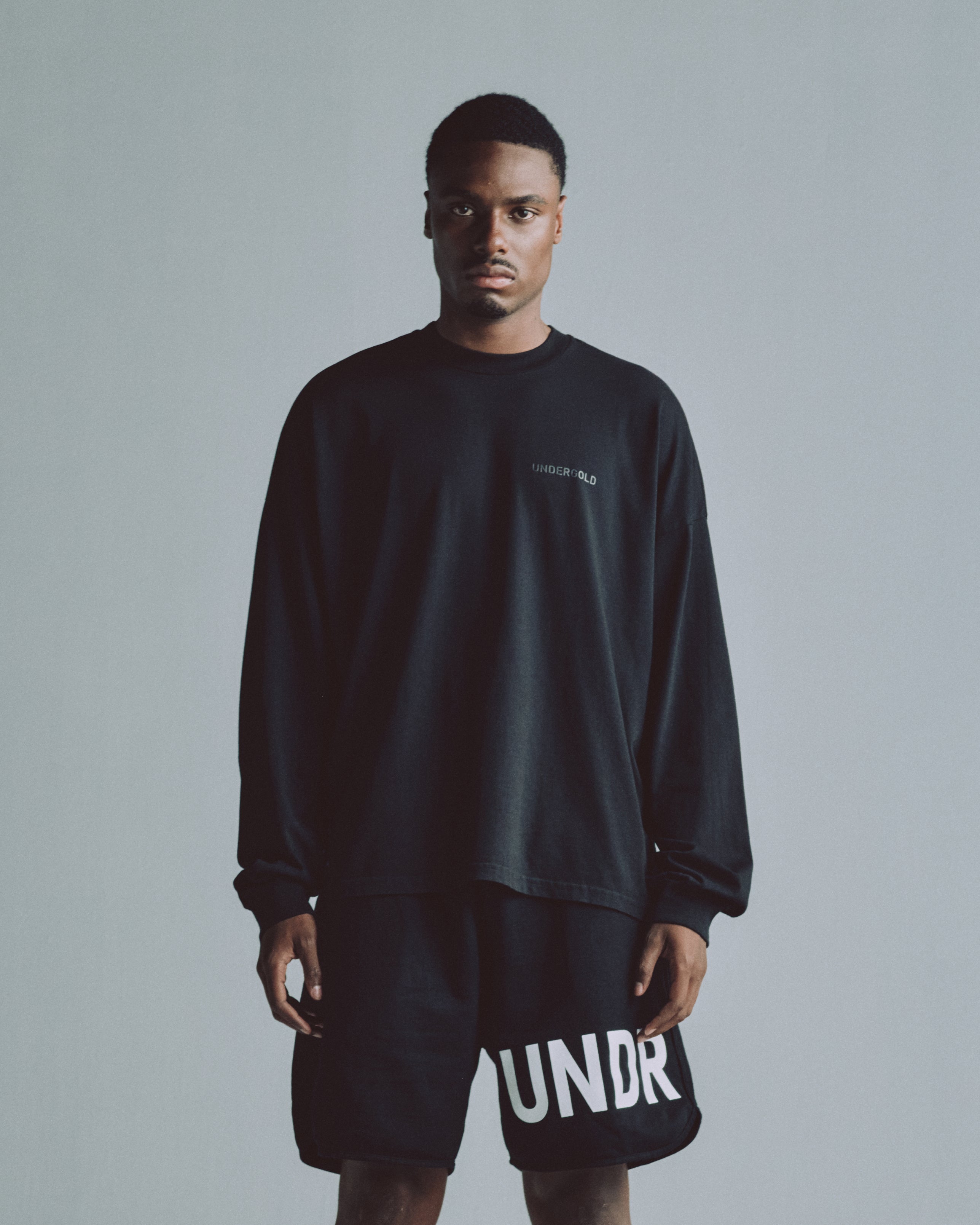 Line Logo Long Sleeve Boxy Fit Tshirt Black