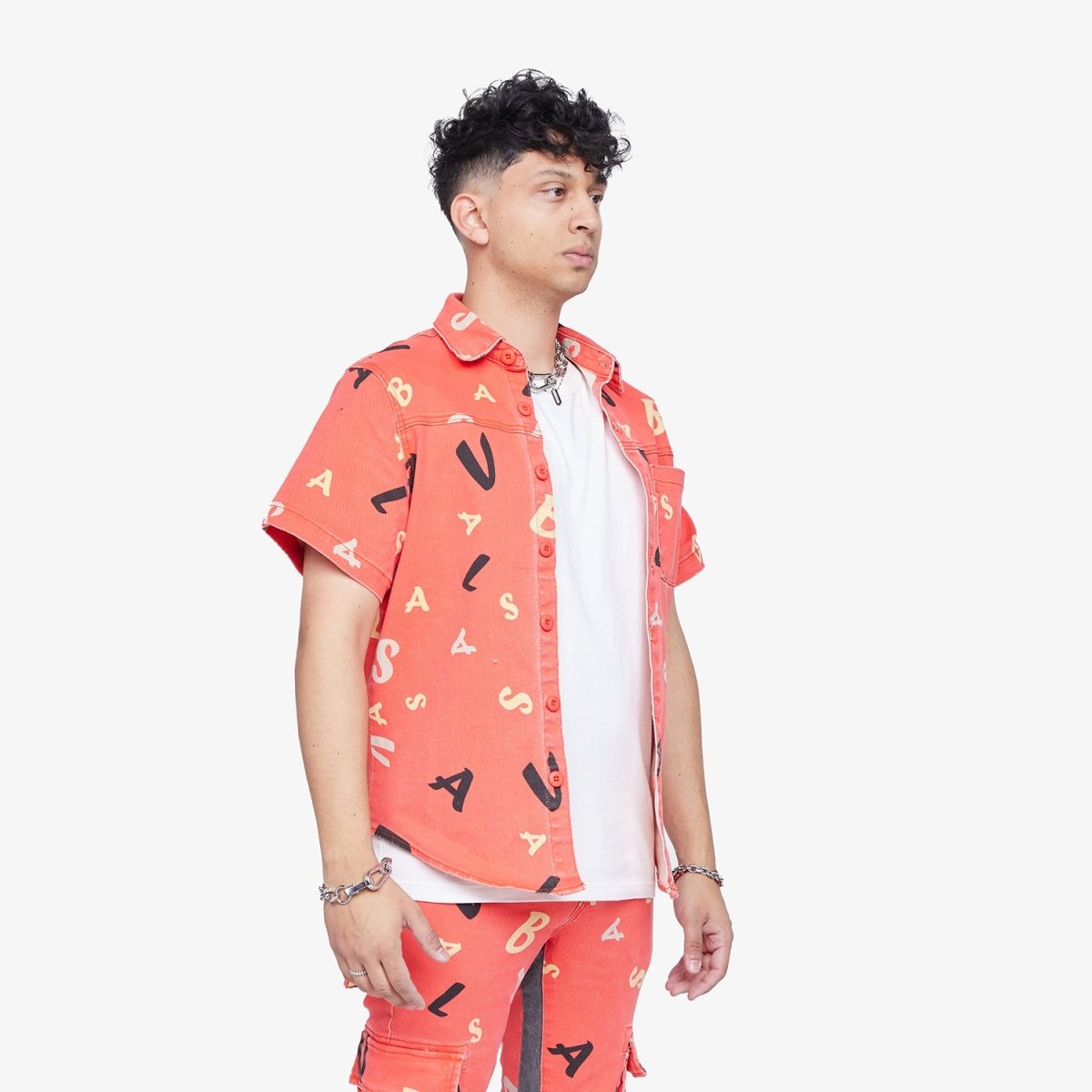 "PUZZLE" BUTTON DOWN RED V CAMO
