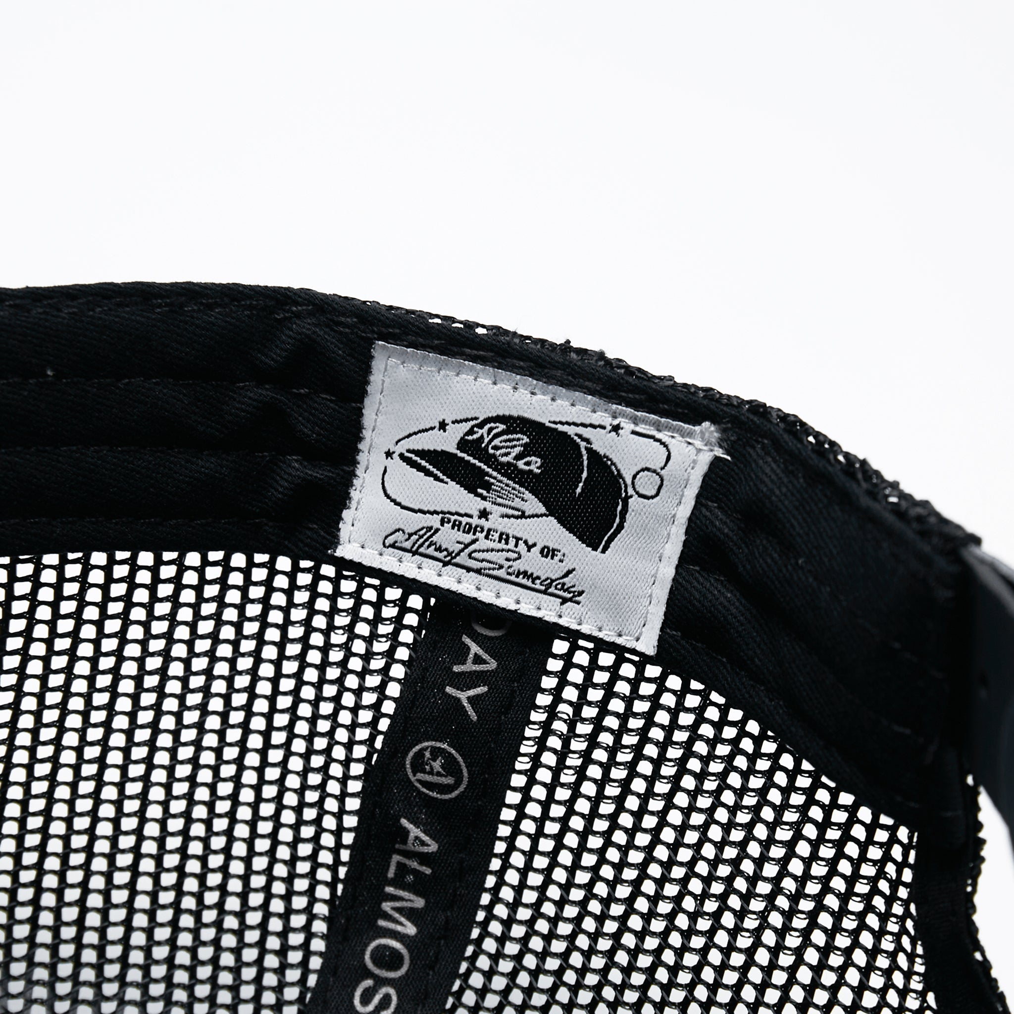 St. Valentine Trucker (Black)