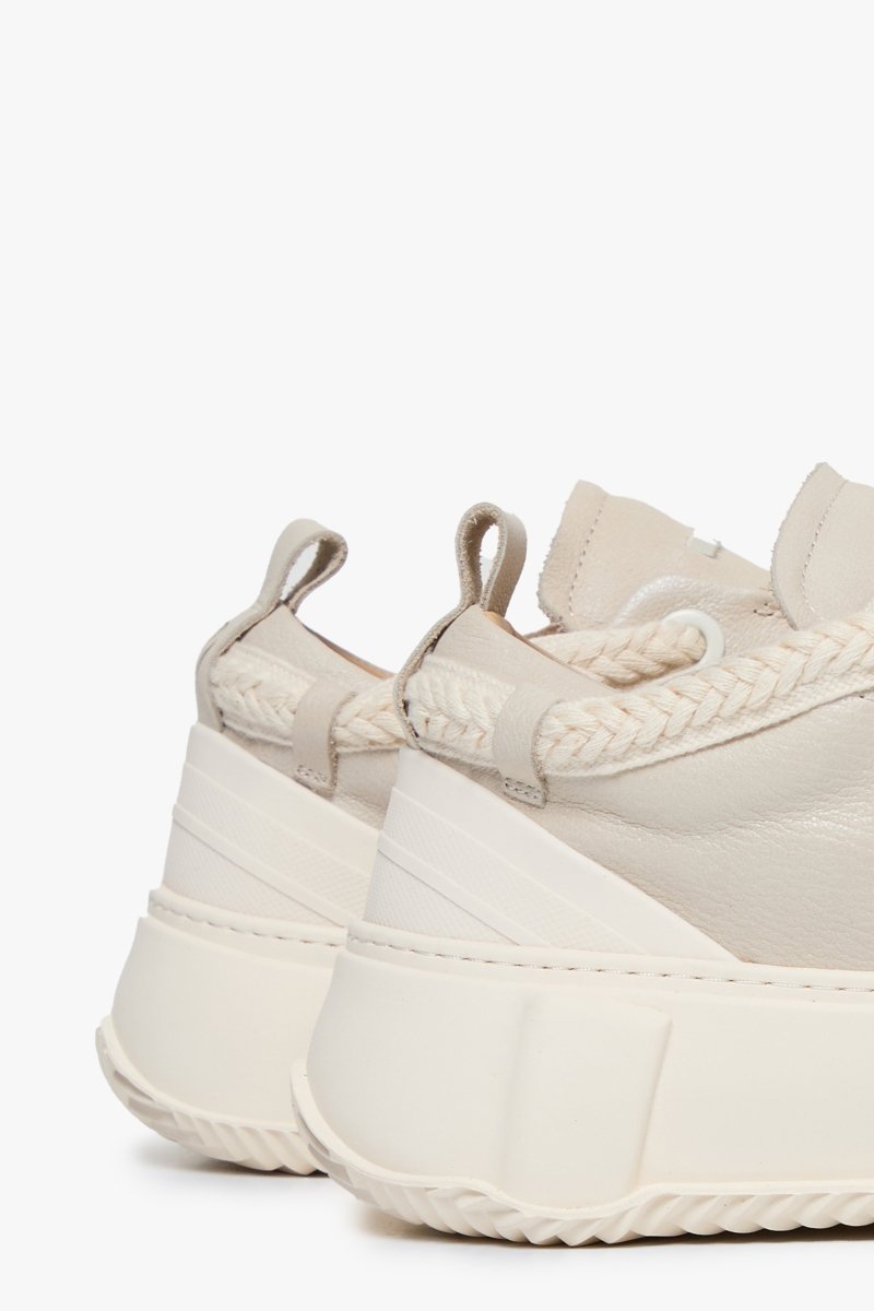 The Vision 100 Low Bone White