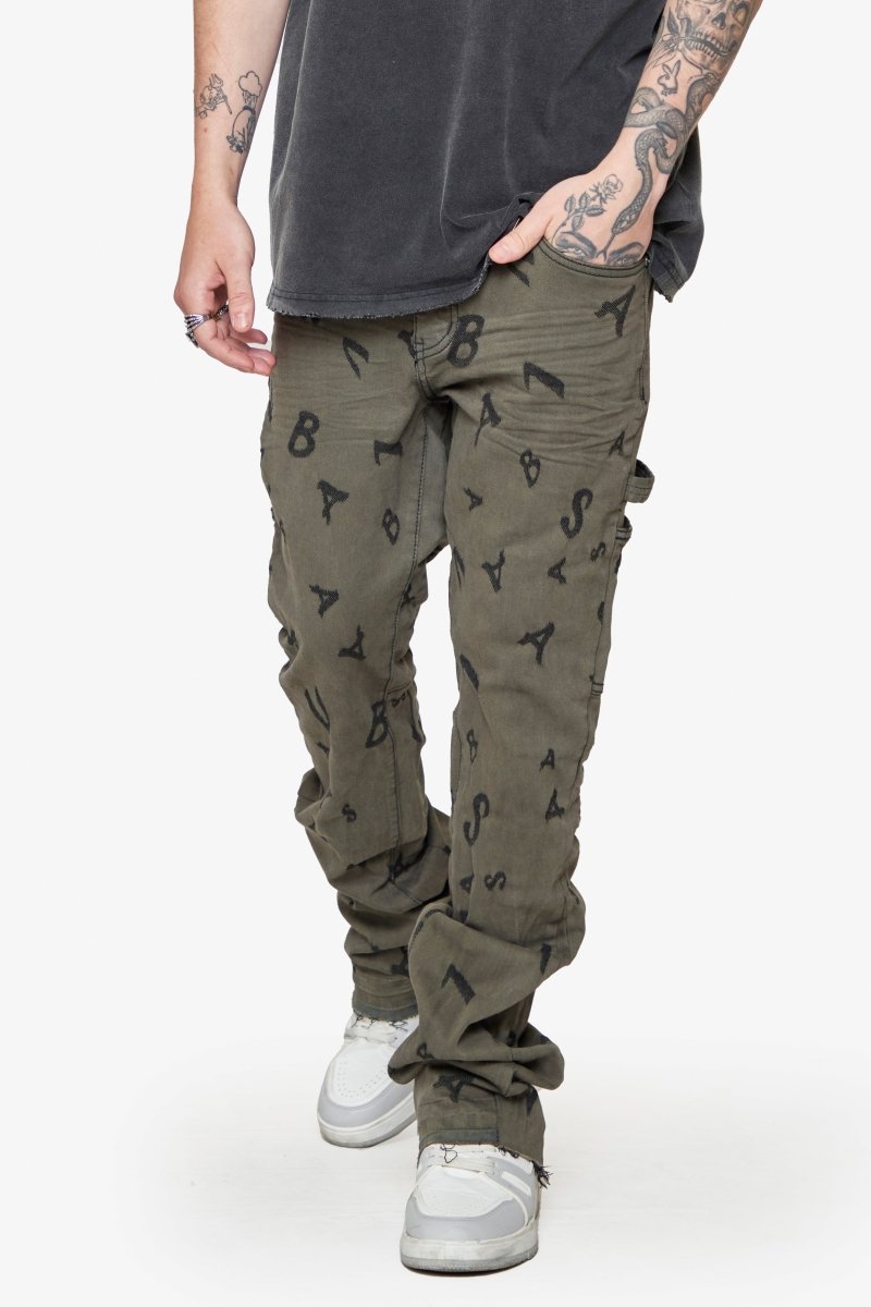 “V-SCRABBLE” STACKED FLARE JEAN MATTE BLACK