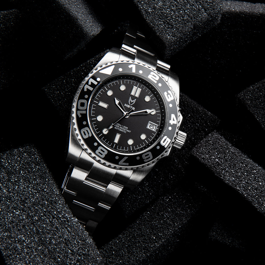 VO111SS - AUTO VOYAGER SILVER / BLACK / SS BAND