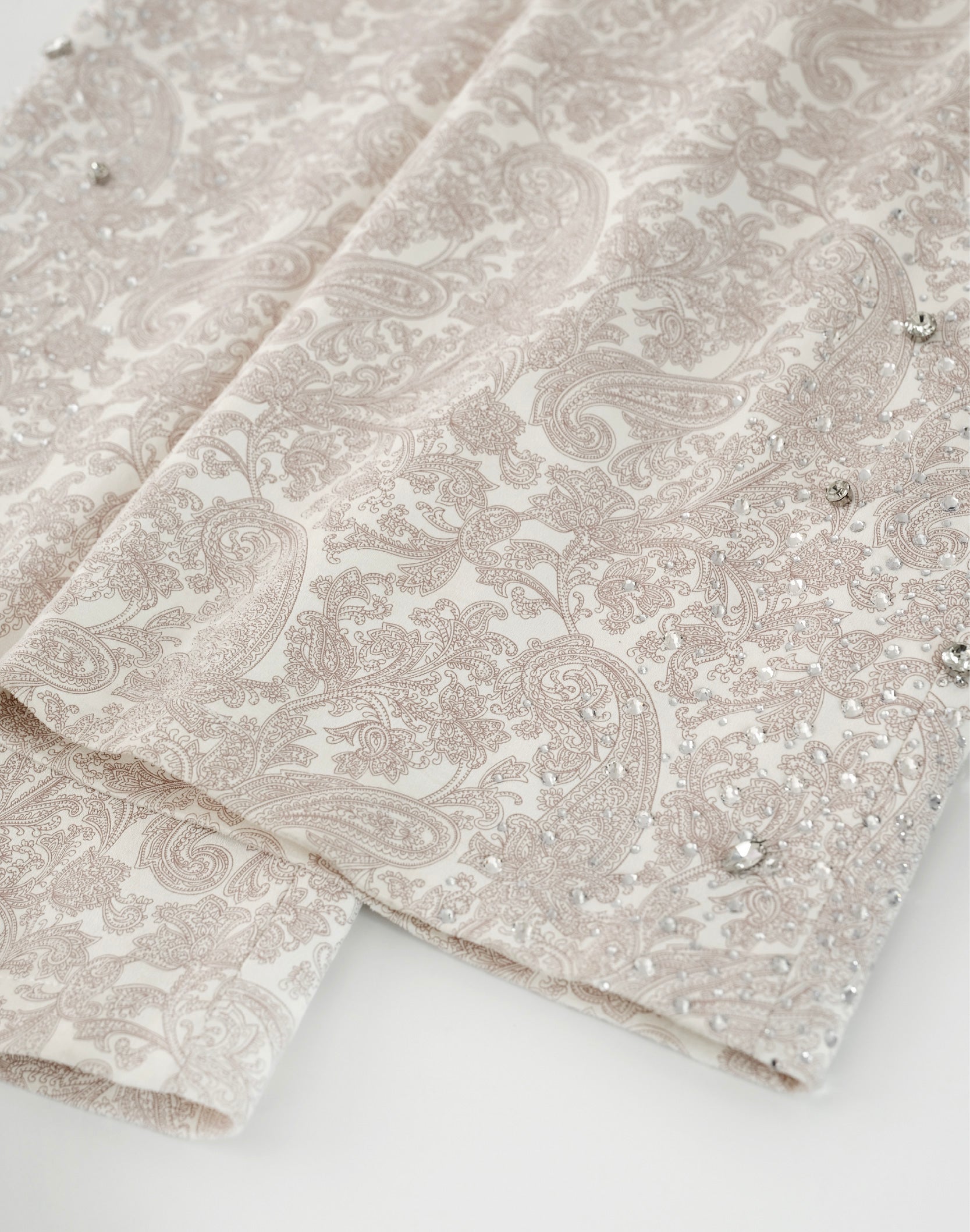 Cashew Blossom Pearl Sweatpants-WHT