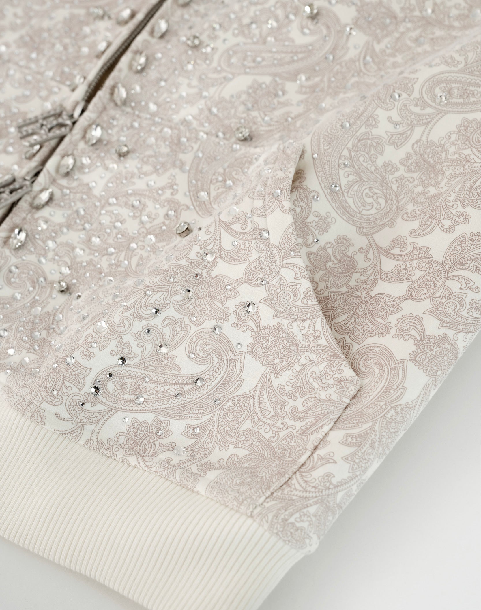 Cashew Blossom Pearl Zipper Hoodie-WHT