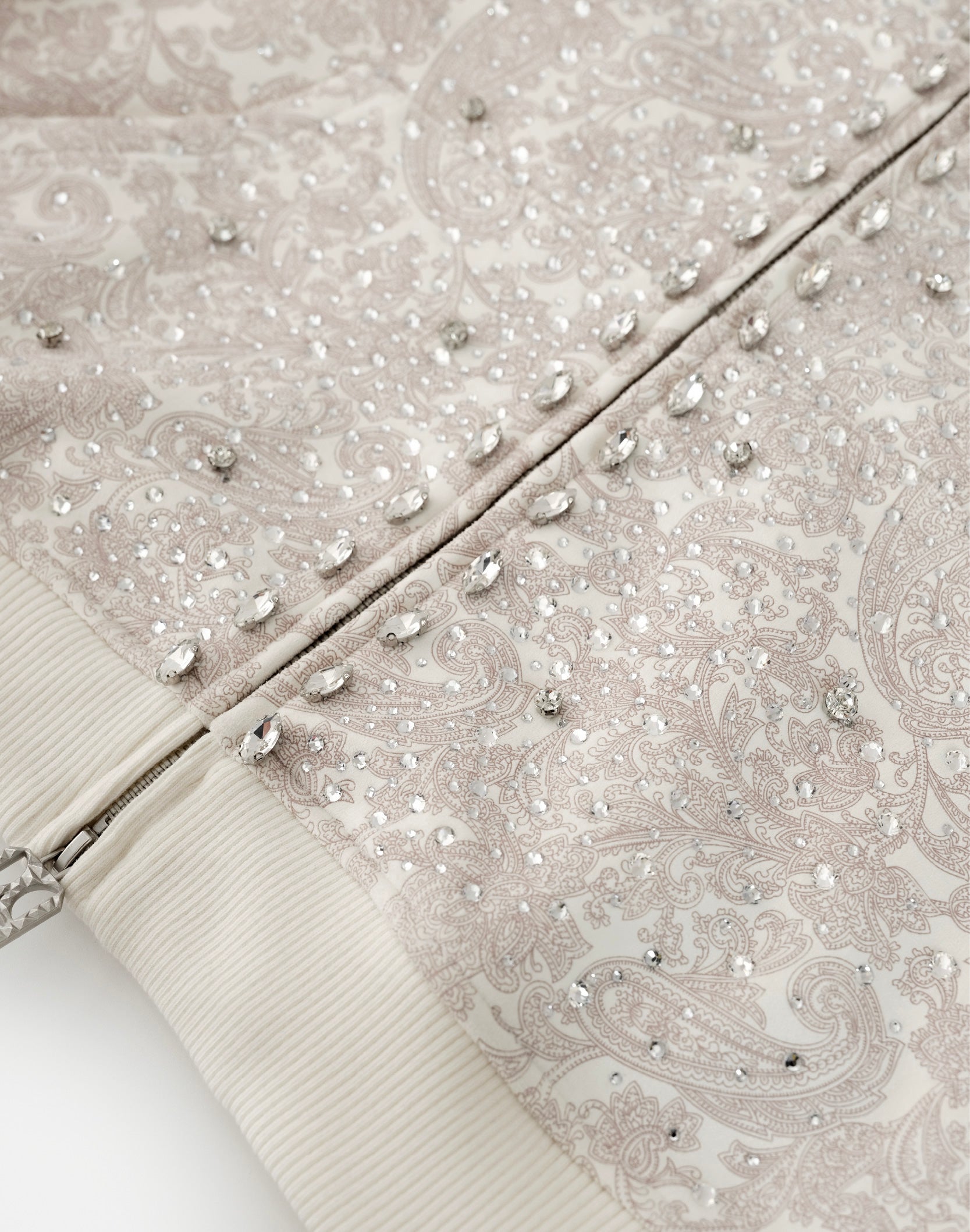 Cashew Blossom Pearl Zipper Hoodie-WHT